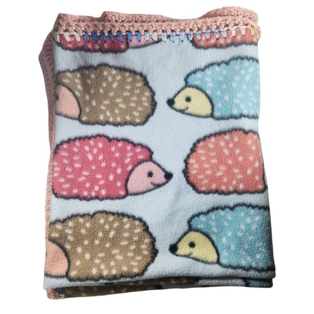 Baby Blanket Hedgehog Fleece Crochet Border Project Linus warm soft animal blue